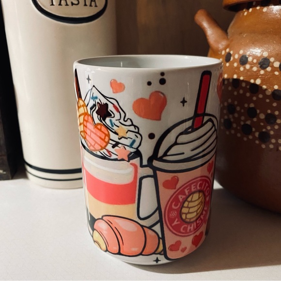 Frappe concha's Cafecito y Chisme - Picture 2 of 3